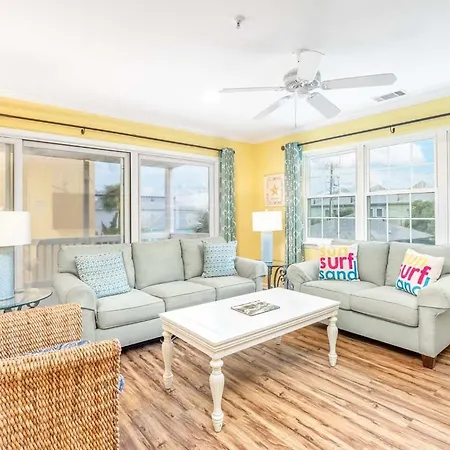 Bee By The Sea-2